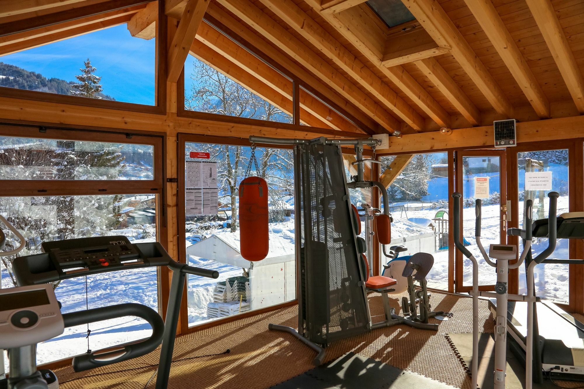 Hotel Club Le Cret Morzine Exterior foto